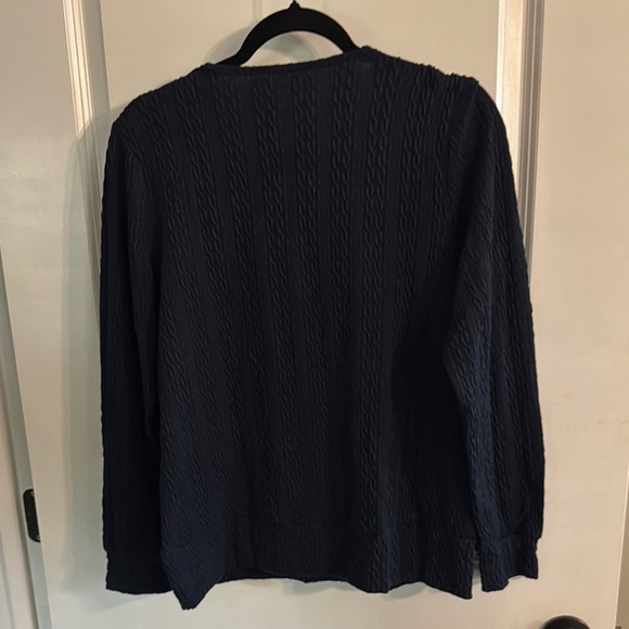 Flattering Navy Top - Picture 4 of 7